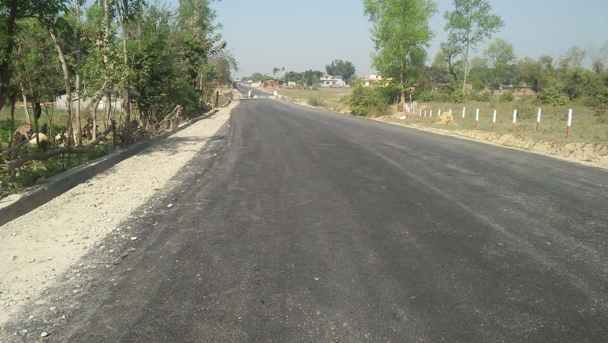 धनगढी जुगेडा डी गाँउमा निर्माण भएको चत्रपथ सडक