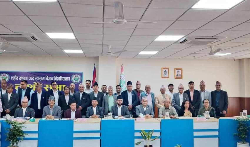  शहीद दशरथ चन्द स्वास्थ्य विज्ञान विश्वविद्यालयमा आगामी शैक्षिक शत्रदेखि पढाई हुन्छ: शिक्षामन्त्री पोखरेल