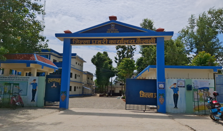 कैलाली र कञ्चनपुरमा असाेज महिनामा लागूऔषधसहित ७५ जना पक्राउ