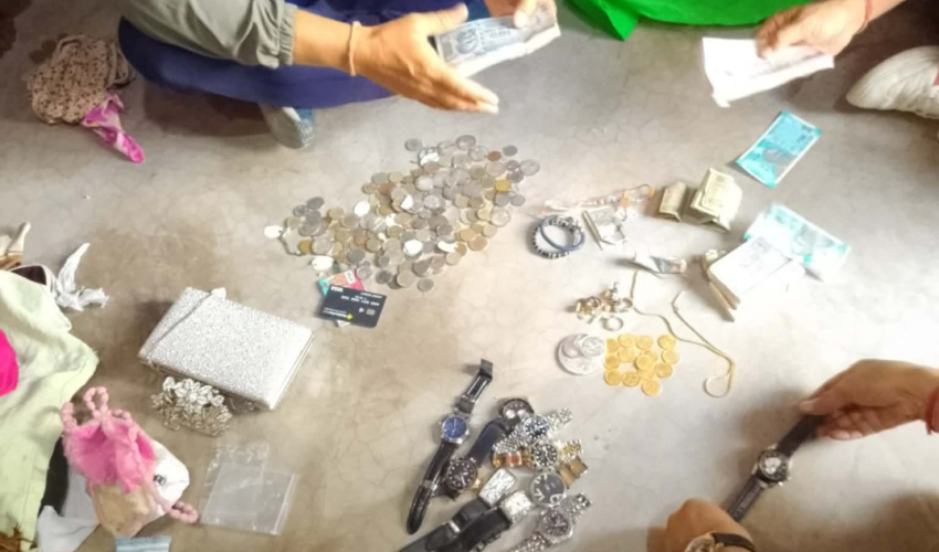 दिल्लीबाट चोरी गरी नेपाल भित्र्याइएको हिरा र सुन कञ्चनपुरबाट बरामद