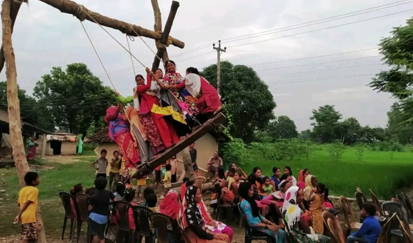 आज राना थारु महिलाको तीज, धनगढीमा स्थानीय सार्वजनिक बिदा