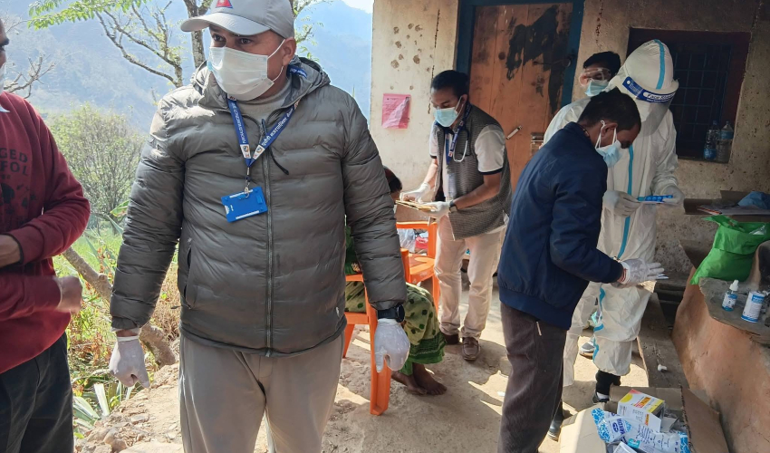 बैतडीको महरागाउँमा मौसमी ज्वरोको प्रकोप: दुई बालकको मृत्यु, २०० भन्दा बढी बिरामी