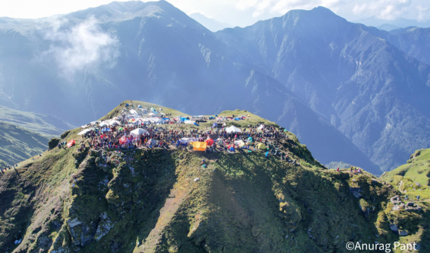 तस्विरः अनुराग पन्त