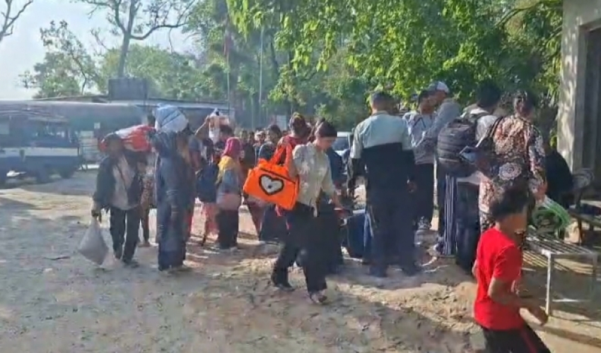 बिसु पर्वका लागि गौरीफन्टा नाकाबाट नेपालीहरूको घरफर्काइ बढ्दो