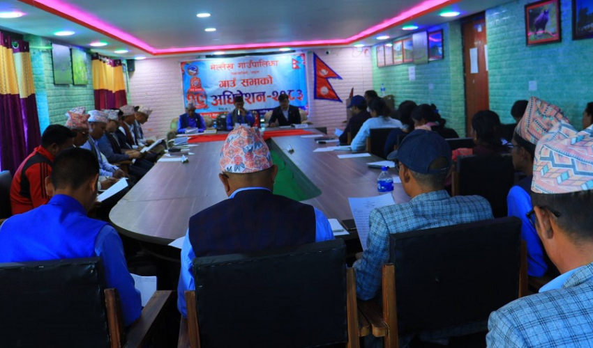  मेल्लेख गाउँपालिकाद्वारा जनप्रतिनिधि र कर्मचारीका छोराछोरी सरकारी विद्यालयमा पढाउनुपर्ने निर्णय 