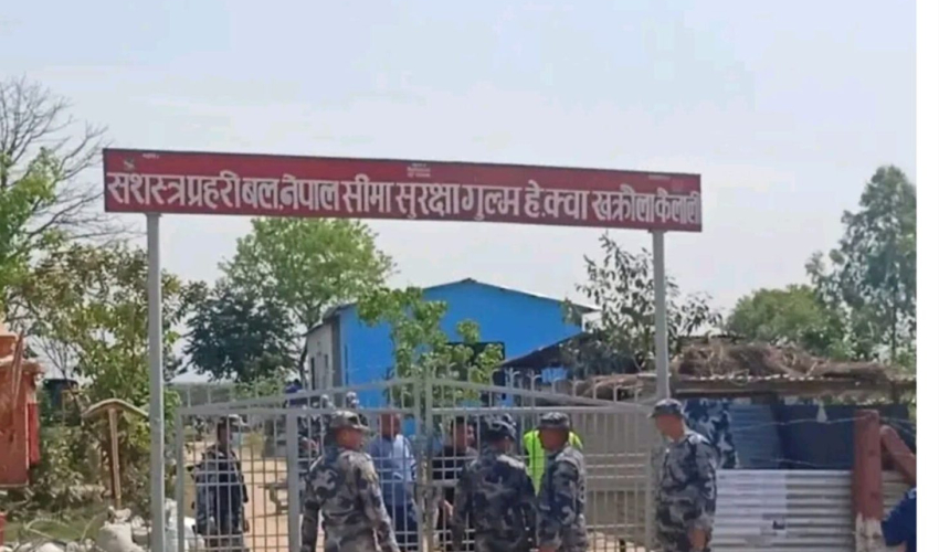 कैलालीस्थित टिकापुरको खक्रौला नाकामा किन भयो तनाब? 