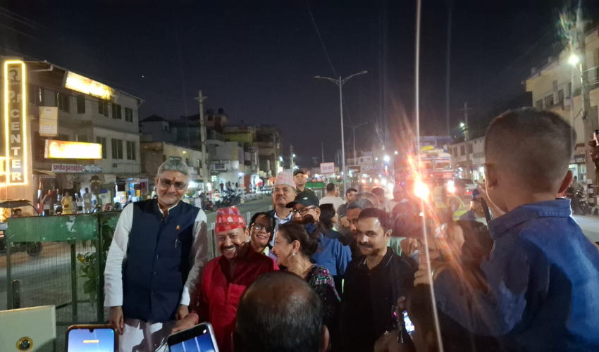 धनगढीमा एकै पटक नौ स्थानमा स्मार्ट स्ट्रिट लाइटको उद्घाटन 