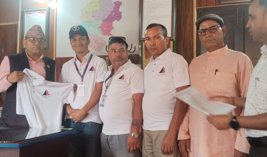 सुदूरपश्चिमका हिमाल प्रवर्द्धन गर्न मन्त्री रावल समक्ष नेपाल पर्वतारोहण संघकाे चारबुँदे माग