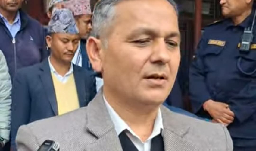 चुनावी सुरक्षा अवस्था बुझ्न सुदूरपश्चिममा गृहमन्त्री अर्याल 