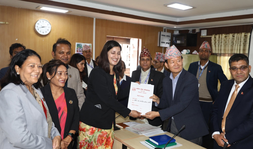 महिला तथा सामाजिक मामिला समितिको सभापतिमा डडेल्धुराकी आकृति उम्मेदवार