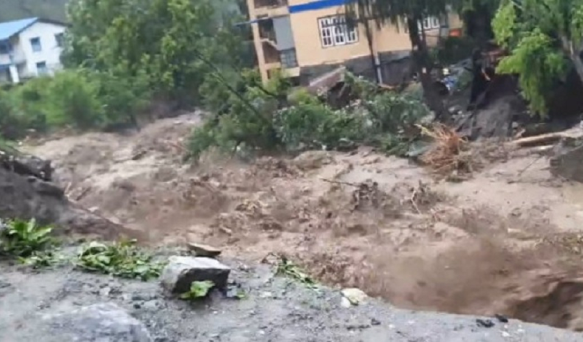 कैलालीमा डेढ दशकमा ७८ जनालाई बाढीले  बगायाे   