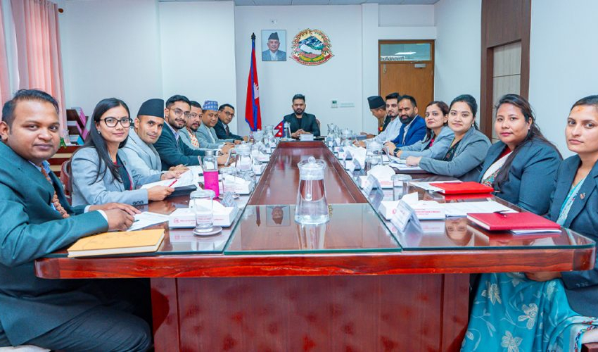 चैत १९ गते संसद् अधिवेशन बोलाउन राष्ट्रपतिसमक्ष सिफारिस गर्ने मन्त्रिपरिषद्काे निर्णय