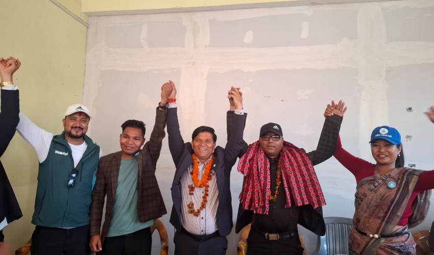 कैलाली-५ का स्वतन्त्र उम्मेदवार विष्ट रास्वपा प्रवेश