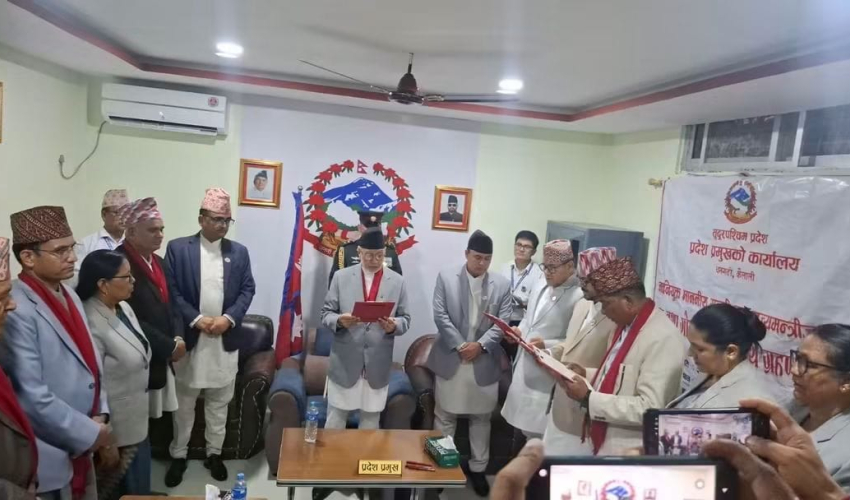 सुदूरपश्चिममा ४२ महिनामा ४१ जना मन्त्री!