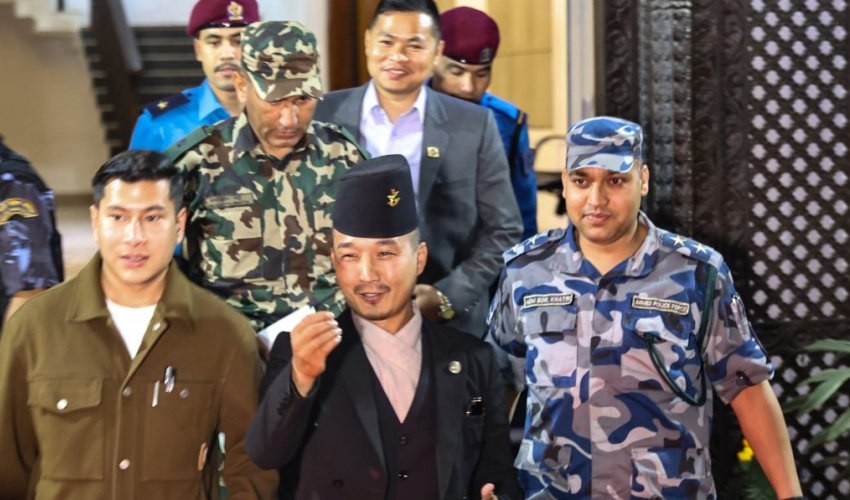 उच्च सुरक्षा अधिकारीहरूसँग गृहमन्त्रीको पाँच घण्टा लामो गोप्य छलफल