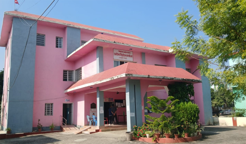 कैलालीमा चुनाव लडेका ७५ जना मध्ये एक जनाले मात्र बुझाए निर्वाचन खर्च 