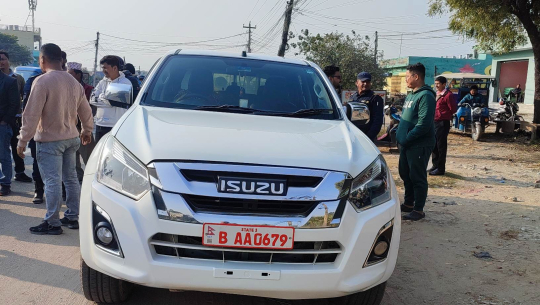 महाकाली योजनाको गाडीमा कर्मचारीकै मनपरी, विद्यार्थीले प्रहरीमा बुझाए