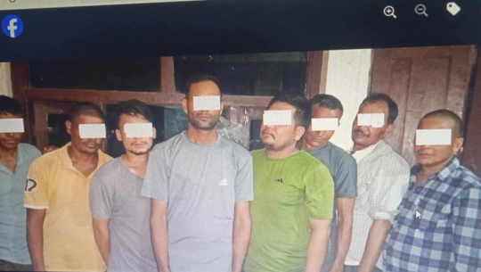कैलालीमा जुवाखालबाट पक्राउ परेका ११ जना प्रहरी हिरासतमा