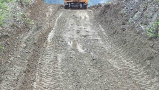 बाजुराको डाब खप्तड पर्यटन सडक चार महिनापछि सुचारु