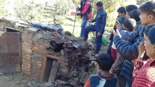 अछाममा १ सय ५२ छाउगोठ भत्काइयो