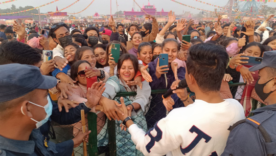 सुदूरपश्चिम महोत्सवमा व्यावसायिक प्रयोजनका स्टल ‘खचाखच’, आयोजक उत्साहित