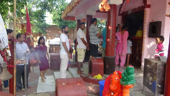 कैलालीमा मठमन्दिरमा पूजापाठ गर्न रोक,भेला भई दशैँको शुभकामना दिन पनि नपाईने