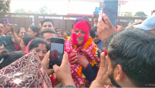 जनताको आवाज संसद्मा सशक्त रुपमा उठाउँछुः दीपक बोहरा