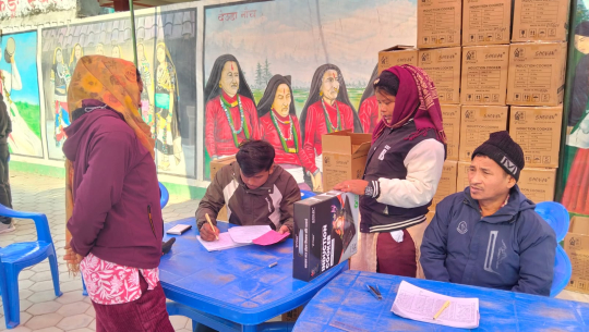 स्वच्छ ऊर्जा प्रवर्द्धनका लागि धनगढी उपमहानगरद्धारा विद्युतीय चुलो वितरण गरिदै  