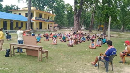 क्वारेन्टिनमा तनाव हुन नदिन कैलालीको गौरीगंगामा मनोपरामर्श