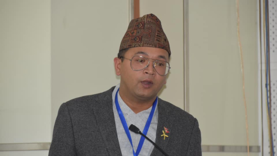 बैतडी डिलाशैनीका अध्यक्षका स्वतन्त्र उम्मेदवार जोशीको चुनाव चिन्ह ‘पुतली’ 