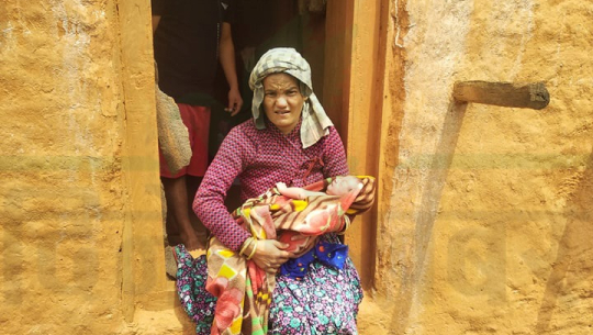 डोटीमा एक महिलाले क्वारेन्टिनमा बच्चा जन्माइन्