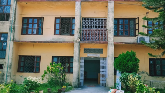 धनगढीमा थप प्रयोगशाला स्थापना गर्न स्वास्थ्य कार्यालय कैलालीले दिएन भवन