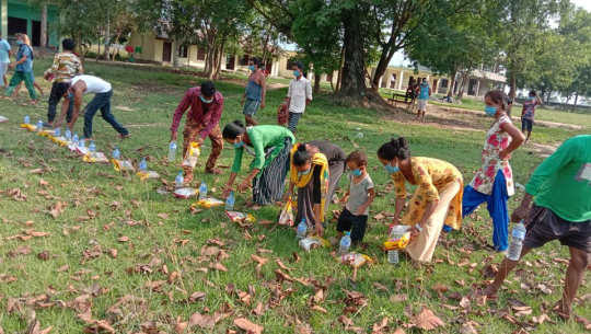 धनगढीका विभिन्न क्वारेन्टाइनमा बसेकालाई खाजा