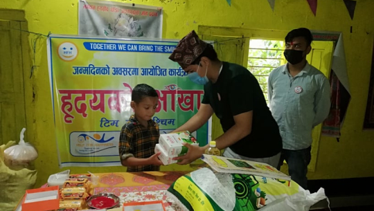 हेल्प फर ह्याप्पीनेस सुदूरपश्चिम संयोजक भण्डारीले असहायसँग मनाए जन्मोत्सव