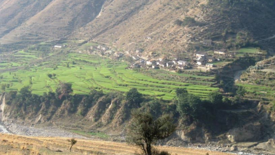 सडक सञ्जालसँग नजोडिएको बाजुराको साउँने गाउँ