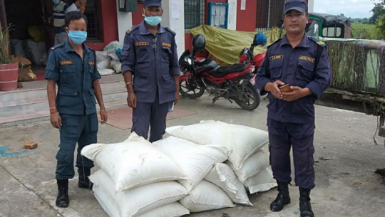 Police confiscates goods worth two lakh brought to Far-West without paying custom duty