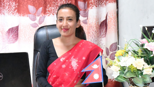 संविधान दिवसको अवसरमा बाजुराको बुढीन्दाकी उपमेयर रेग्मीलाई विभूषण