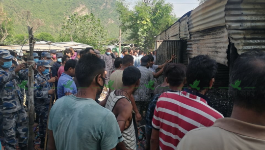 दिपायलको एक पसलमा आगलागी