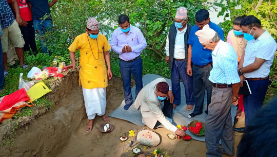 कैलालीको गौरीगंगामा पक्की पुलको शिलन्यास