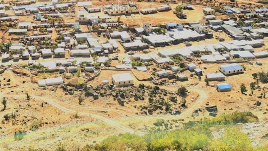 धुलाचौर बन्दै हिमाली गाउँपालिकाको मुख्य बजार 