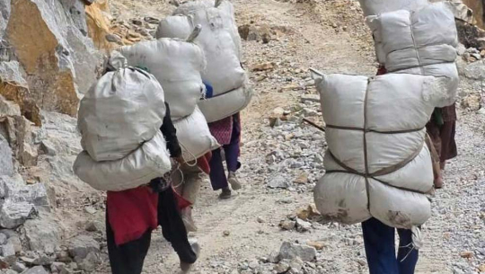 नेपालमै सडक नहुँदा भारतीय अनुमति लिएर तिङ्कर पुगे सौका समुदाय 