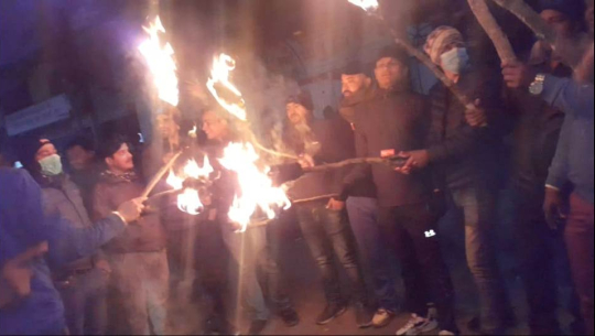 संसद् विघटन गरेको विरोधमा नेविसंघ डडेल्धुराले निकाल्यो राके जुलुस