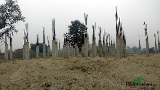 बजेट अभावको कारण देखाउदै धनगढीमा निर्माणाधिन थारु संग्राहलयको काम अलपत्र