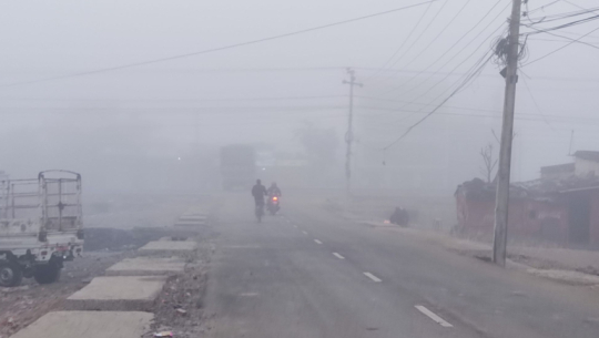Cold wave and dense fog disrupt daily life in Kanchanpur