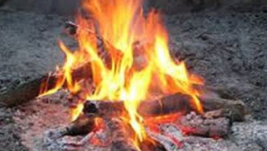 कोठामा कोइला बालेर सुत्दा एक बालकको मृत्यु