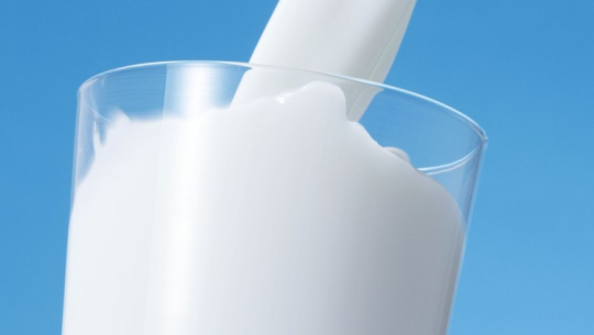 बाह्र करोडमा प्रादेशिक दुग्ध उद्योग