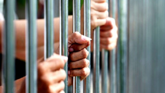 दार्चुलामा २ जना फरार प्रतिवादी पक्राउ