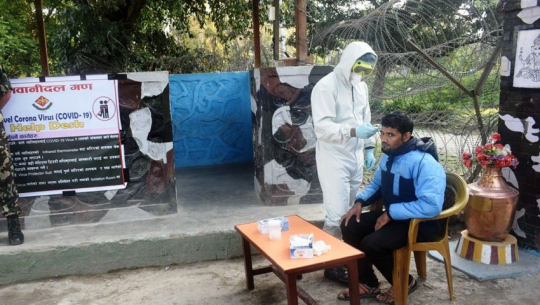 कैलालीको तेघरी ब्यारेकमा कार्यरत थप ३२ सैनिकमा कोरोना पुष्टि