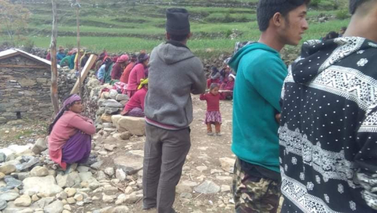 बझाङमा फेरि लकडाउन उल्लंघन, ६० जनाको सहभागीतामा वनको बैठक