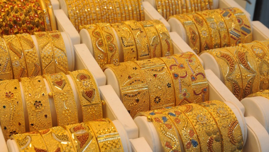 तोलामा ७०० ले बढ्यो सुनको मूल्य